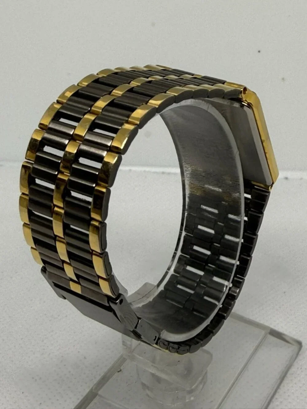 Citizen Vintage Tank Gold-Tone Black Dial Rectangular Quartz Watch 2828-299009